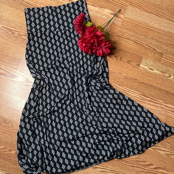 LuLaRoe Dresses & Skirts - ❤️5/$13 Lularoe Black and white maxi